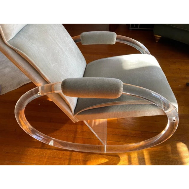 Charles Hollis Jones 1970s Charles Hollis Jones Modernist Tubular Lucite Rocker For Sale - Image 4 of 8