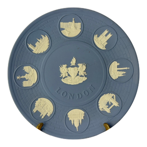 The Wedgwood London Landmark Reliefs Plate 1975 Pale Blue and White Jasper