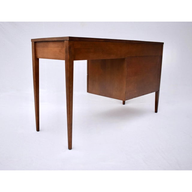 Chestnut Mid-Century Modern Paul McCobb Desk and Chair Set, Birch and Laminate For Sale - Image 8 of 13