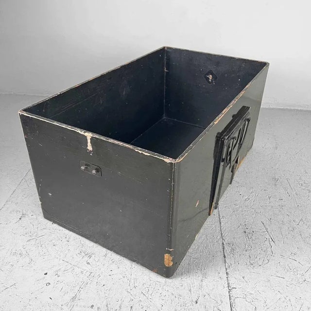 Metal Antique Japanese Lacquer Travel Case For Sale - Image 7 of 11