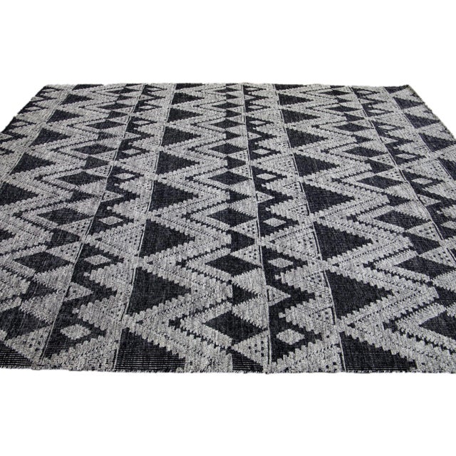 Modern Apadana's Safi Collection Handmade Charcoal and Gray Designed Wool Rug For Sale In New York - Image 6 of 12