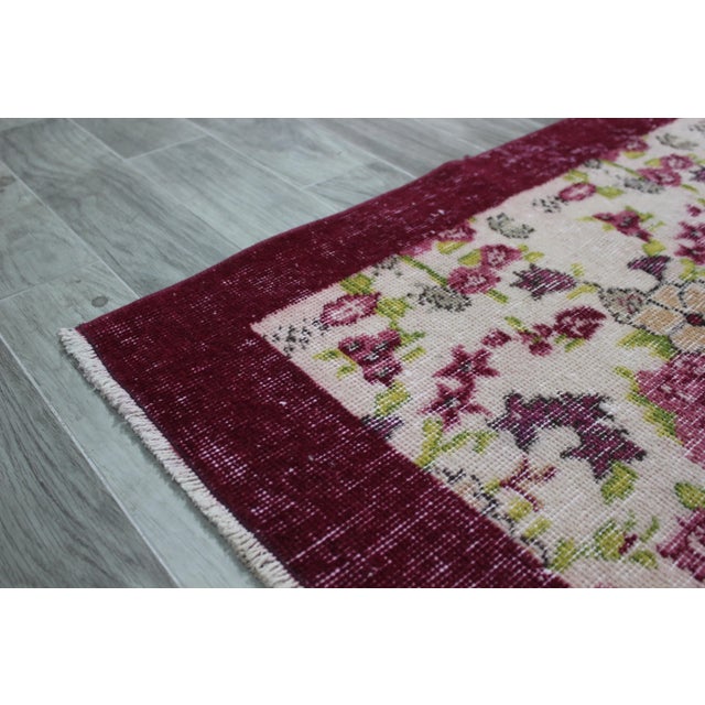 1970s Southwestern Style Floral Design Wool Wine Red Turkish Vintage Rug For Sale - Image 10 of 12
