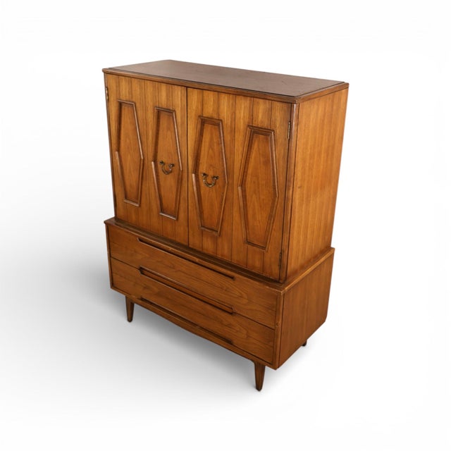 Brown Thomasville Omega Vintage Mid Century Modern Highboy Dresser C. 1960s, Attributed For Sale - Image 8 of 10