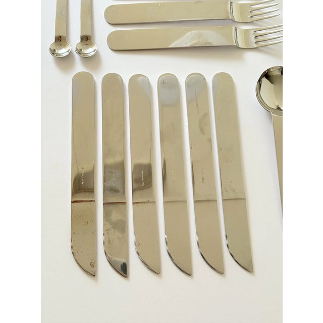 Vintage Italian Flatware Set in Stainless Steel by Sergio Asti, 1970, Set of 23 For Sale - Image 6 of 8