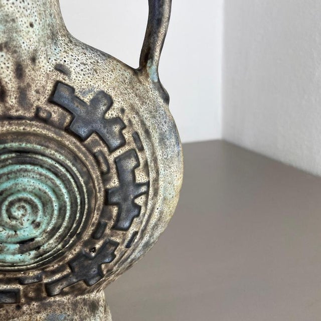 Sculptural Fat Lava Pottery Vase attributed to Jopeko, Germany, 1970s For Sale - Image 12 of 18