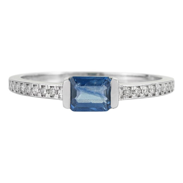 14k White Gold 0.56ct Emerald Cut Blue Sapphire & Diamond Ring Size 5 For Sale
