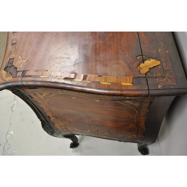 Antique French Louis XV Style Marquetry Inlay Walnut Bombe Commode Chest Dresser For Sale In Philadelphia - Image 6 of 12