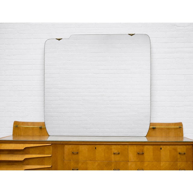1960s Italian Mid Century Modern Maple Long Dresser / Vanity + Large Mirror, C. 1960's For Sale - Image 5 of 15
