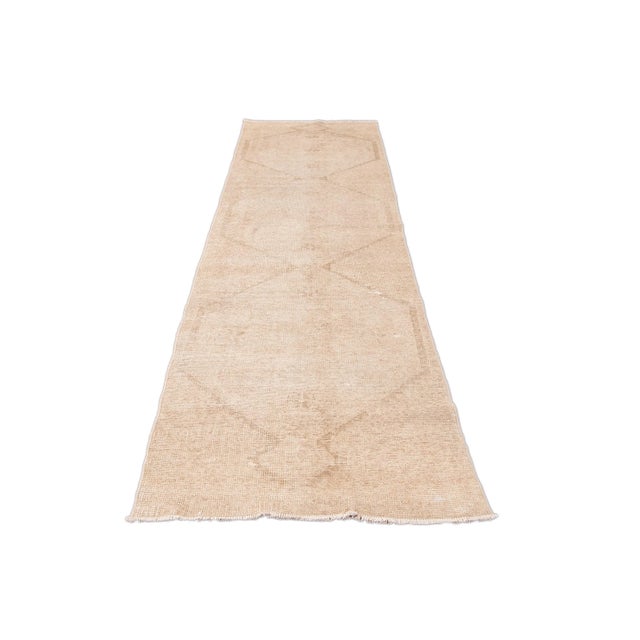 Tribal 1960s Vintage Beige Turkish Handmade Tribal Wool Runner For Sale - Image 3 of 9