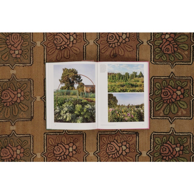 Antique Hooked Wool Rug in Warm Gold by Rug & Kilim, 1920-1929 For Sale - Image 9 of 10
