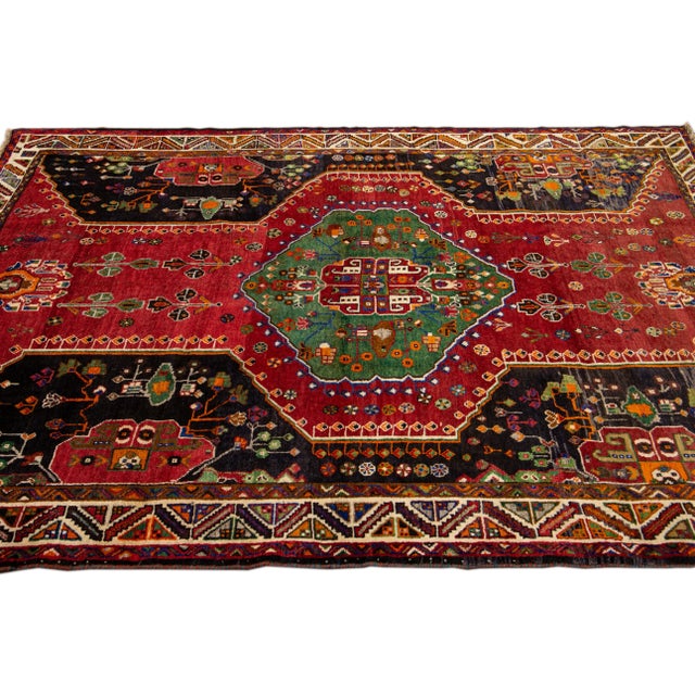 1920s Red and Green Vintage Shiraz Handmade Geometric Designed Wool Rug For Sale - Image 5 of 10