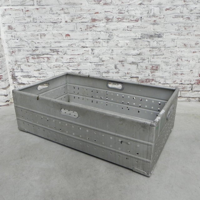 Vintage Industrial Aluminum Trunk, 1960s For Sale - Image 10 of 18