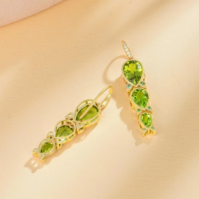 2020s Nina Zhou Lily of the Valley 7.40ctw Peridot Tsavorite Diamond Drop Earrings in 14k Yellow Gold, A Pair For Sale - Image 5 of 9
