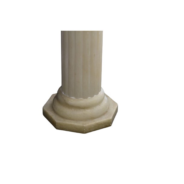 French 1980s Neoclassical Alabaster Marble Column Pedestal Side Table For Sale - Image 3 of 3