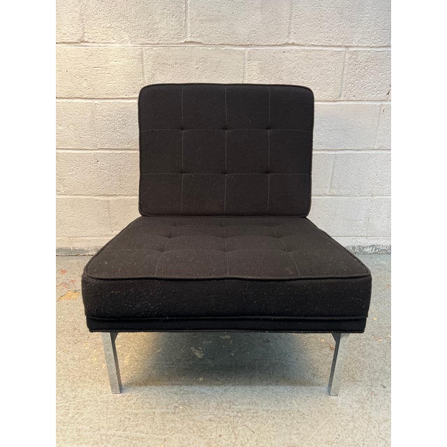 Mid 20th Century Mid-Century Attribtued to Florence Knoll 'Model 51' Armless Slipper Lounge Chair For Sale - Image 5 of 15