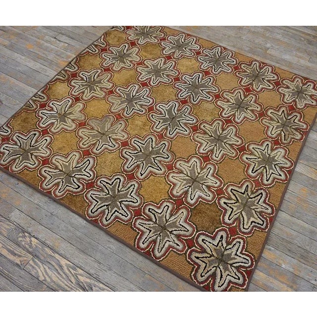 American 1890s Tan Champagne Geometric Folk Art Antique American Hooked Rug 4' 6" X 4' 8" Woven Cotton Carpet For Sale - Image 3 of 9
