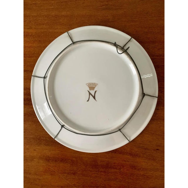 Early 20th Century Chinoiserie Floral and Butterfly Wall Plates, Pair For Sale - Image 13 of 14