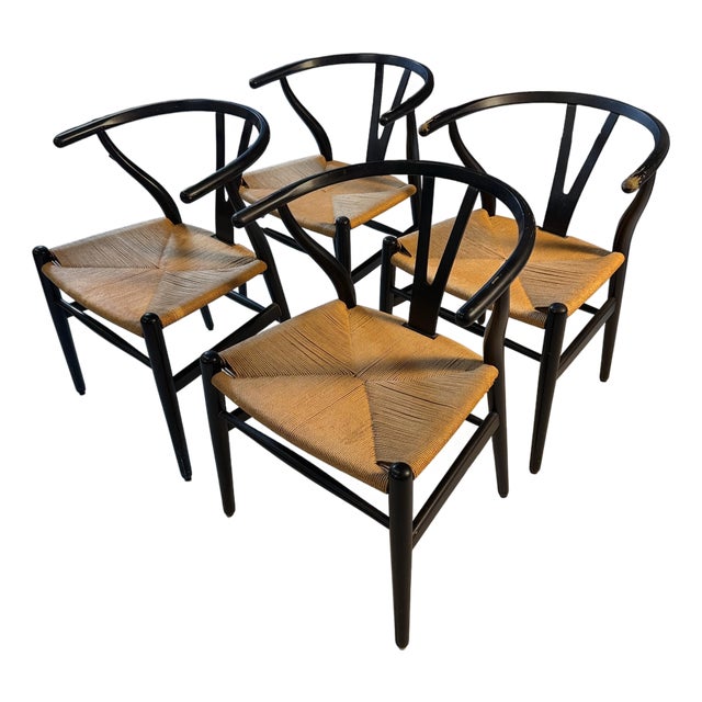 Set of Four Wishbone Dining Chairs, Attributed to Hans Wegner for Carl Hansen & Søn For Sale