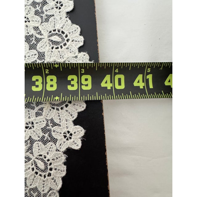 Mid-Century Modern 1950s Beautiful Table Runner Madeira For Sale - Image 3 of 4