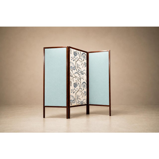 Wood Three-Panel Screen in Brazilian Rosewood & Upholstered Fabrics by Sergio Rodrigues, 1960s For Sale - Image 7 of 14