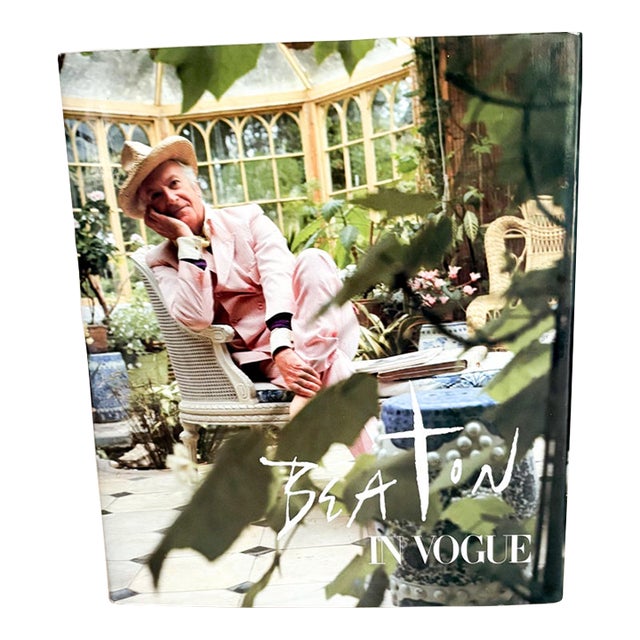 Beaton in Vogue by Josephine Ross, 1st American Edition 1986 For Sale