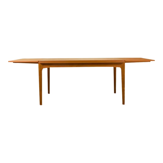 1960s Mid-Century Danish Teak Extendable Draw Leaf Dining Table For Sale