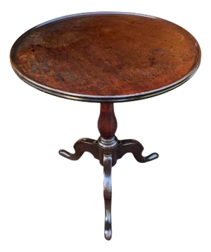 Late 18th/Early 19th Century American Tilt-Top Table