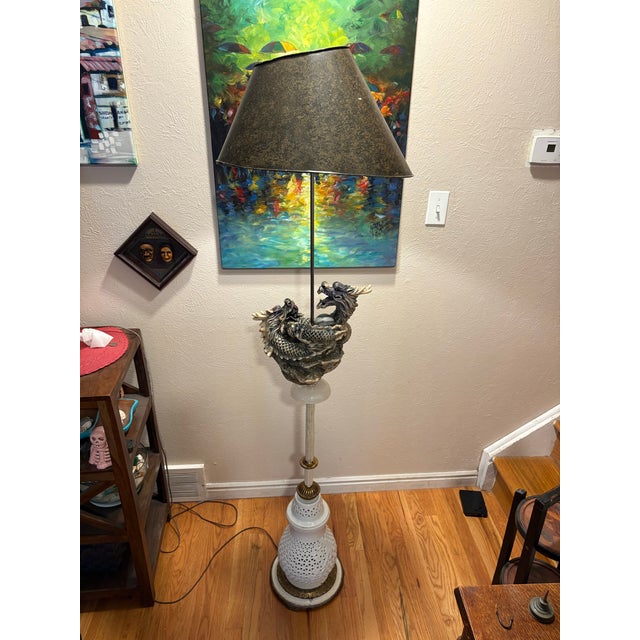 Mid 20th Century Hollywood Regency Chinoiserie Reticulated Ceramic & Dual Dragon Floor Lamp For Sale - Image 11 of 12