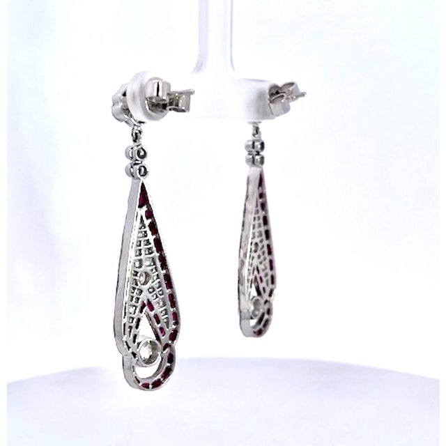 1990s 1990s Pair of Art Deco 18k White Gold Ruby Diamond Drop Earrings, 2" Length For Sale - Image 5 of 12