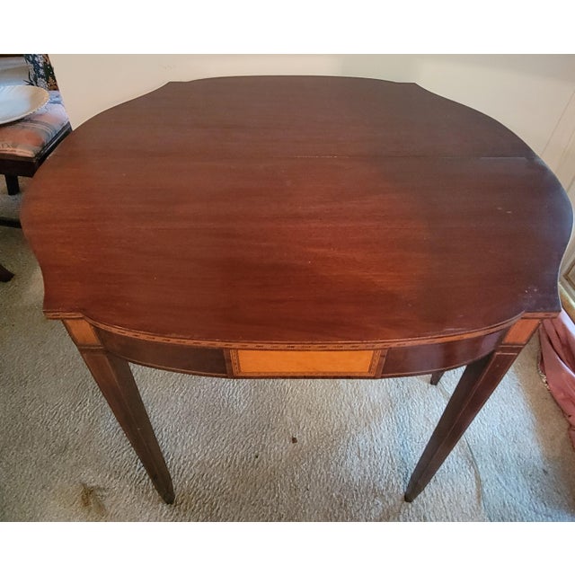 C. 1900 Valiant Furniture Inlaid Mahogany and Satinwood Flip-Top Hepplewhite Gaming Table For Sale - Image 11 of 14