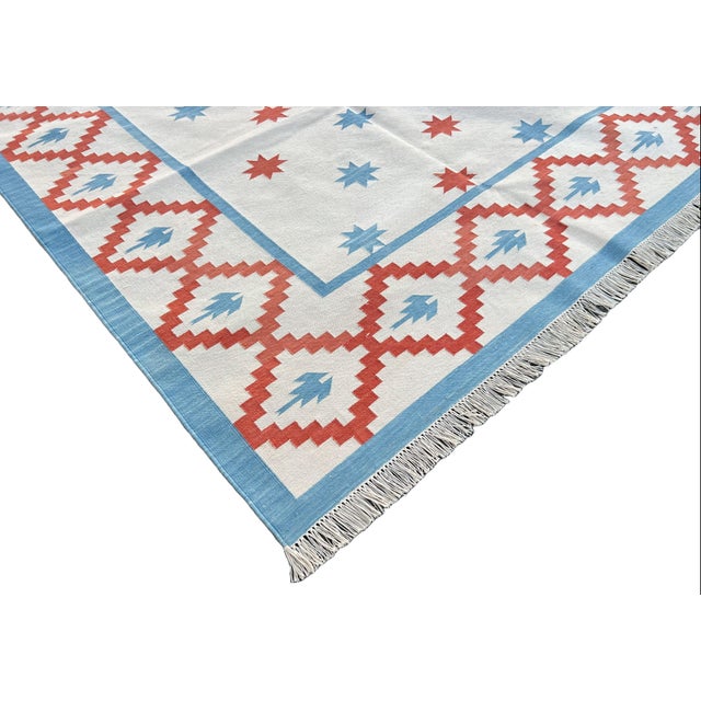 Handmade Cotton Vegetable Dyed Rug, White, Sky Blue and Terracotta Star Dhurrie-6'x9' For Sale - Image 6 of 13