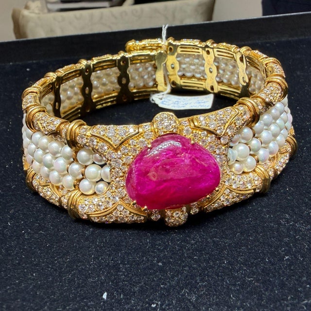 Vintage 45 Carat No Heat Ruby, Diamond, and Pearl Cuff Choker Necklace For Sale - Image 4 of 9