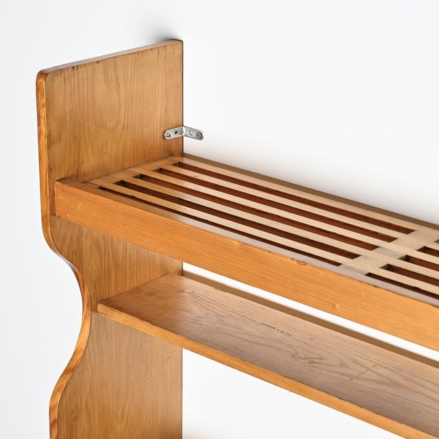 Pine Wall Shelf attributed to Charlotte Perriand for Les Arcs, 1800 For Sale - Image 12 of 15