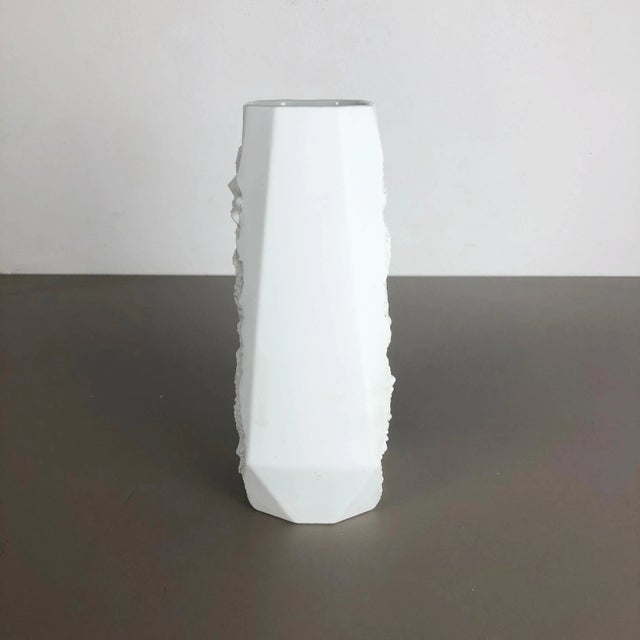 Ceramic German Op Art Biscuit Porcelain Vase from AK Kaiser, Germany, 1970s For Sale - Image 7 of 10