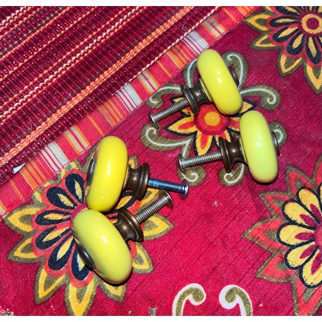 1950’s Canary Yellow Drawer Pulls Knobs - Set of 4 For Sale - Image 9 of 9