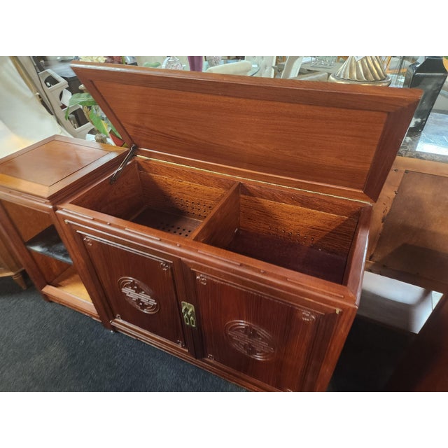 1960's George Zee Rosewood Oriental Style Stereo Cabinet For Sale In Tampa - Image 6 of 17