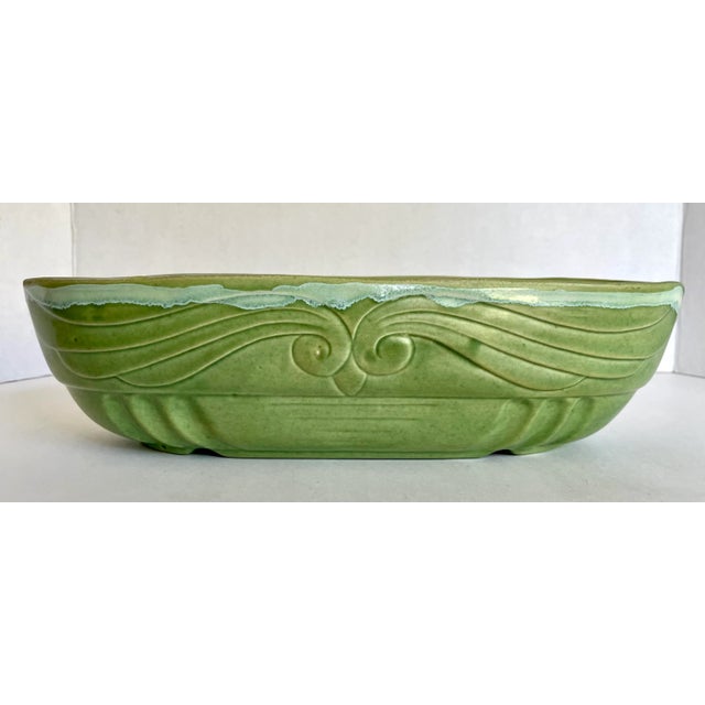 Gonder Pottery Mid 20th Century F. P. Usa Green Pottery Glazed Oval Bowl For Sale - Image 4 of 12