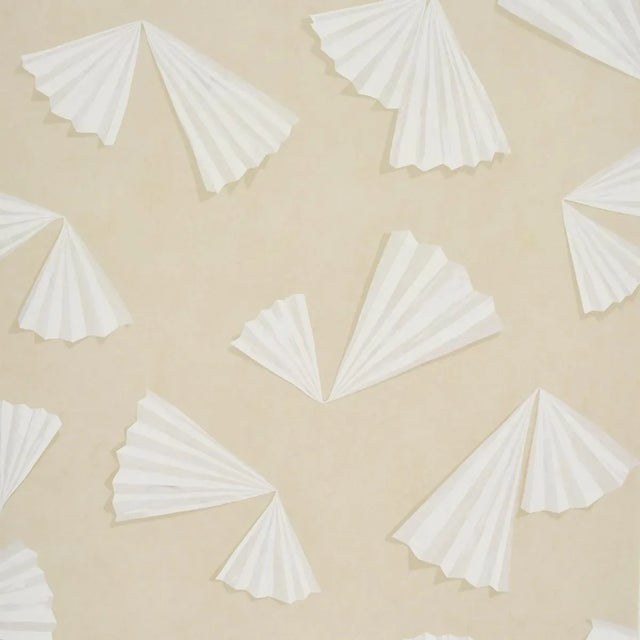 Schumacher x Backdrop Antoinette Wallpaper In Warm White For Sale