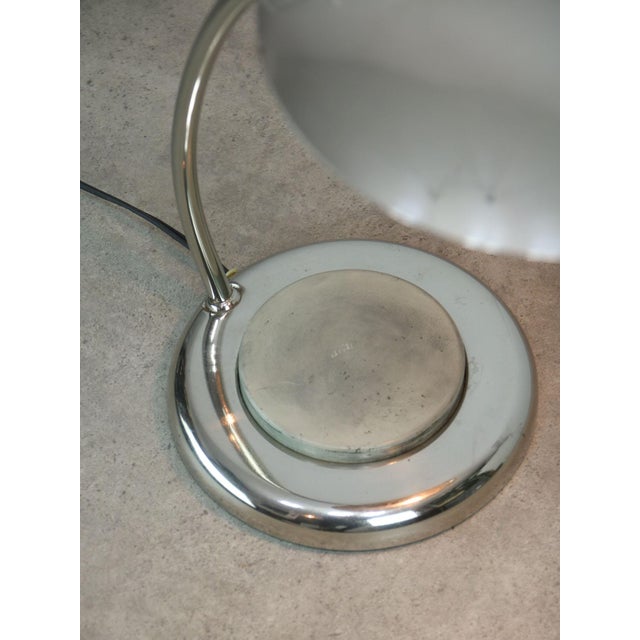 Mid-Century Italian Big Button Table Lamp in Chrome For Sale - Image 4 of 16