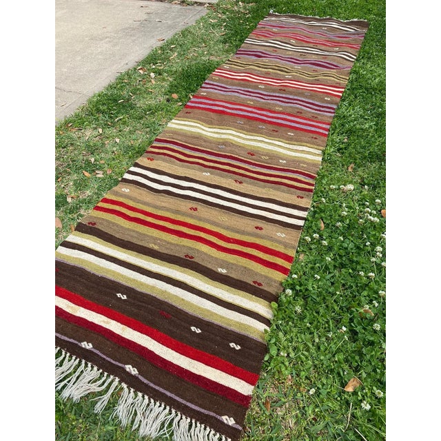 Turkish Stripe Pattern Boho Kilim Rug For Sale In Houston - Image 6 of 9