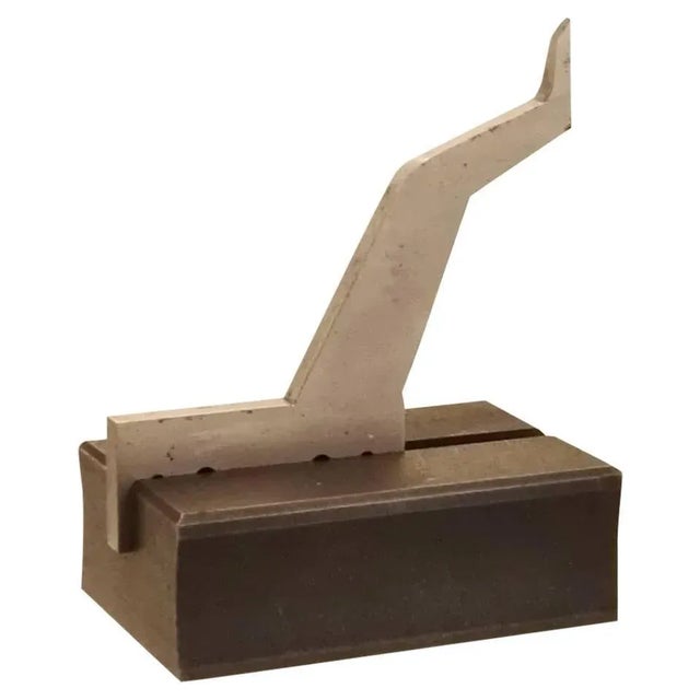 One of a Kind Solid Steel Modernist Petite Sculpture, France, 1970s For Sale In New York - Image 6 of 6