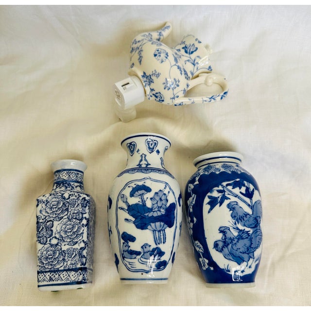Super cute Mixed Lot of Mini Blue & White Vases plus a Night light. Perfect on a bookshelf or wall shelf for display....