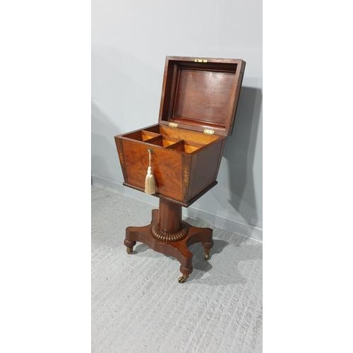 William IV Wine Cellarette, 19th Century For Sale - Image 12 of 13