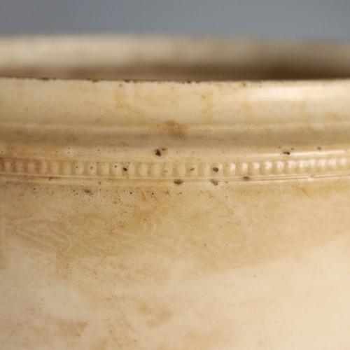 Early 19th Century Earthenware Tripod Tureen from Del Vecchio, Naples, Italy For Sale - Image 4 of 10