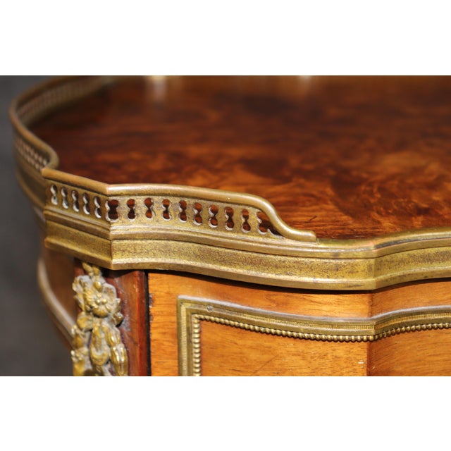 19th C French Louis XV Style Bronze Ormolu Mounted Two Tier End Table For Sale - Image 9 of 14
