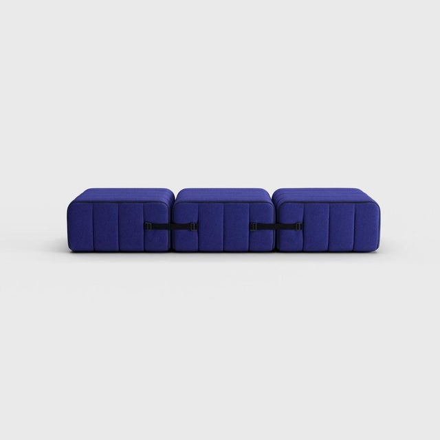 All the best! Just three Curt modules are enough for a variety of creative arrangements. A small asymmetrical armchair, a...