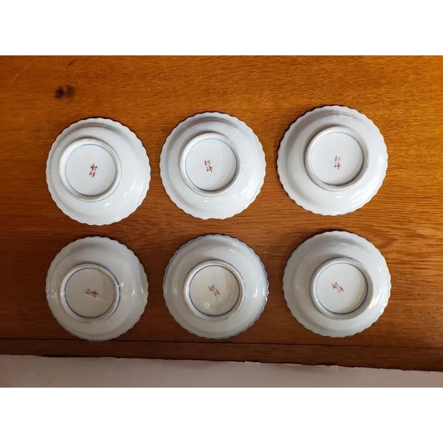 Set of 6 Circa 1920 Japanese Kakiemon Porcelain Floral/Bird Motif Scalloped Edge Sauce Dishes For Sale In New Orleans - Image 6 of 11
