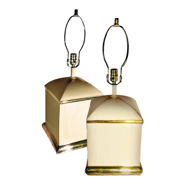 70s Chapman Hollywood Regency Style Cream & 14k Gold Square Shaped Lamps - a Pair For Sale