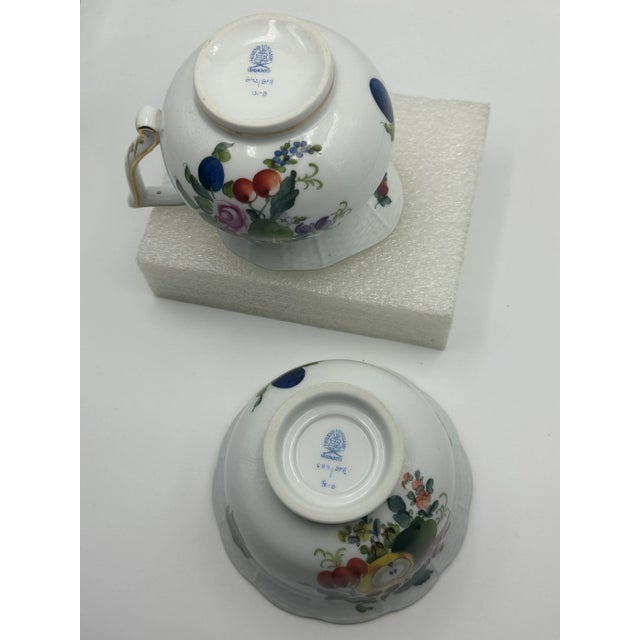 Herend Original Fruits and Flowers (Bfr) 642 Creamer & 684 Open Sugar Bowl Set- 2 Pieces For Sale - Image 9 of 10