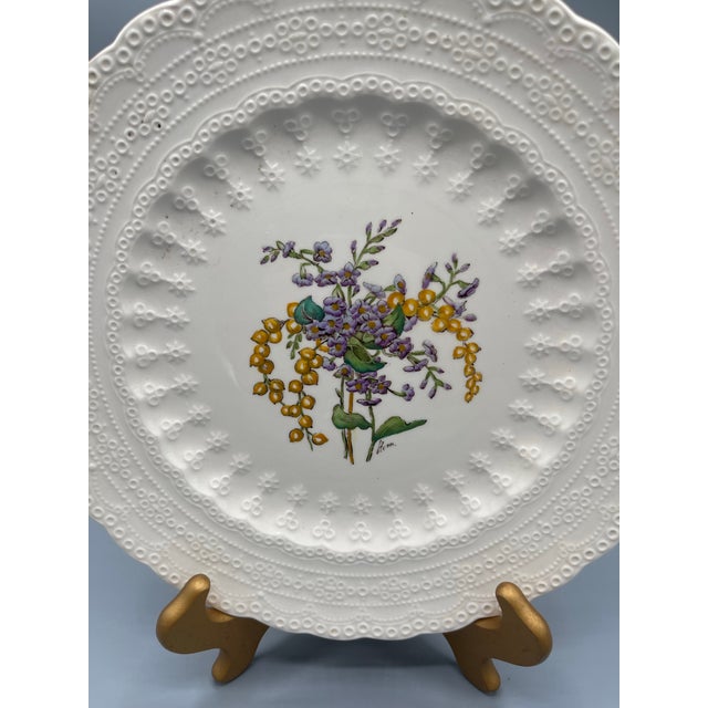 Spode Vintage Spode Bermuda Flowers Pigeon Berry 9 Inch Floral Plate England For Sale - Image 4 of 5
